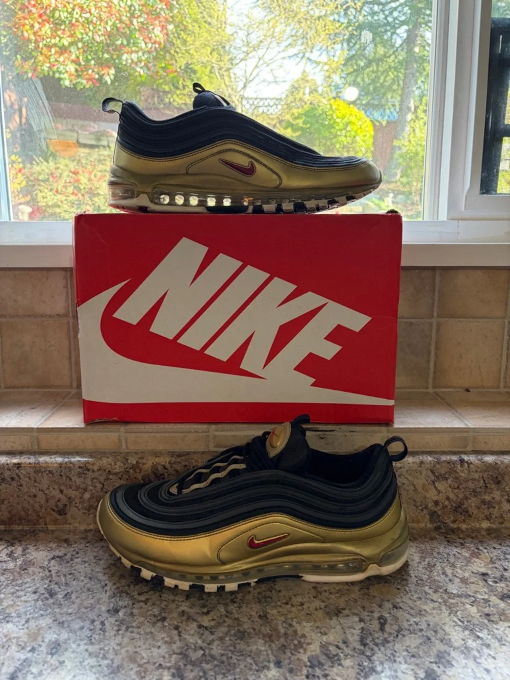 Nike Air max 97 metallic Gold Size - Picture 1 of 5